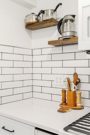 Private kitchen - Garden Apartment at Humboldt House (Denver)