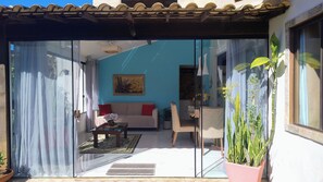 Terrace/patio - Cozy house with pool, air conditioning, barbecue, and garage. (Armação dos Búzios)