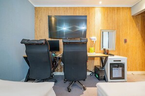 Deluxe Twin Room | Interior - Hotel Avenue Yongin Cheoin-gu Branch (Yongin-si)