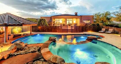 Stunning Scottsdale Estate - Pool/Spa/Sleeps 14