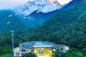 Exterior - Lutang Hot Spring Resort (Mianzhu)