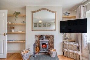 Interior - Lamb Cottage, Holiday Cottage Herbrandston, Sleeps 6, 3 bedrooms,  bathrooms (Milford Haven)