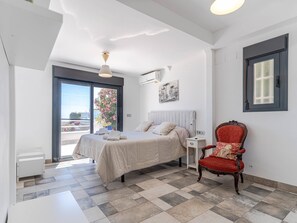 3 habitaciones, internet y ropa de cama