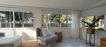 Burrum Heads Beach Escape – Modern 2BR Unit, AC, WiFi