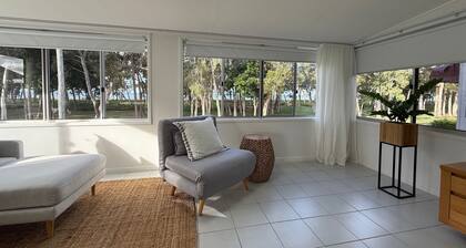 Burrum Heads Beach Escape – Modern 2BR Unit, AC, WiFi