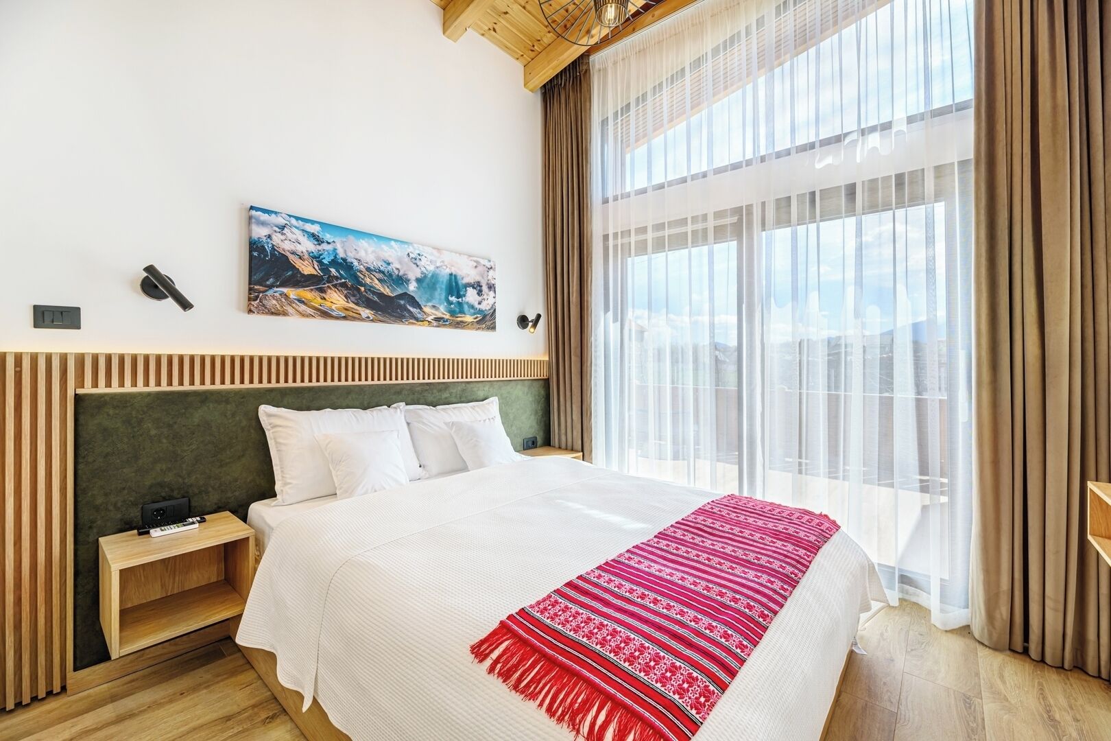 1 chambre, fer et planche à repasser, Wi-Fi, literie fournie