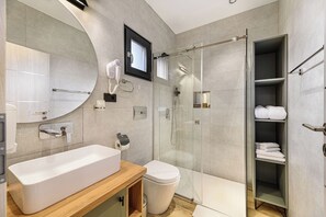 Hair dryer, towels