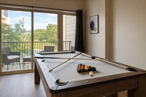Games room - Family & Group Retreat|3 Queens Beds Pool Table 11 (Birmingham)