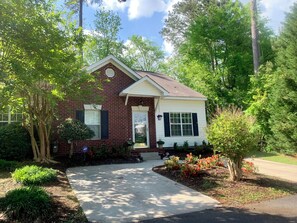 Exterior - Walk to Masters Golf Tournament! (Augusta)