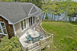 Outdoor dining - Oceanfront Escape on Lish’s Cove – Private Dock & Sunrise Views (Harpswell)