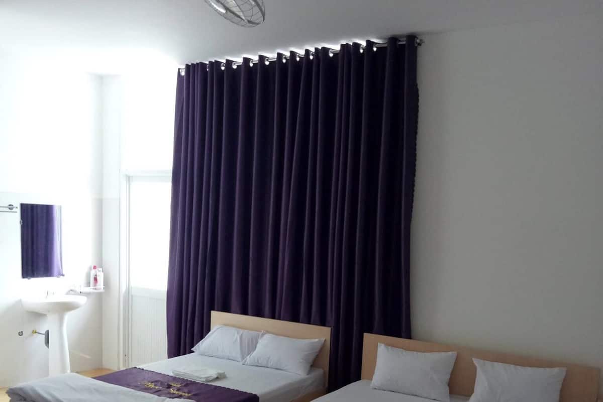 Perusstudio, parveke, kaupunkinäköala