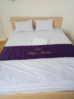 Perusstudio, parveke, kaupunkinäköala