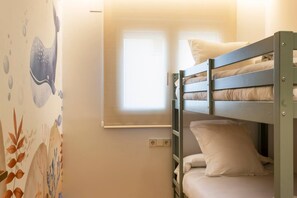 3 bedrooms, desk, iron/ironing board, WiFi - Pink Frontline Premium Apartment (Torrevieja)