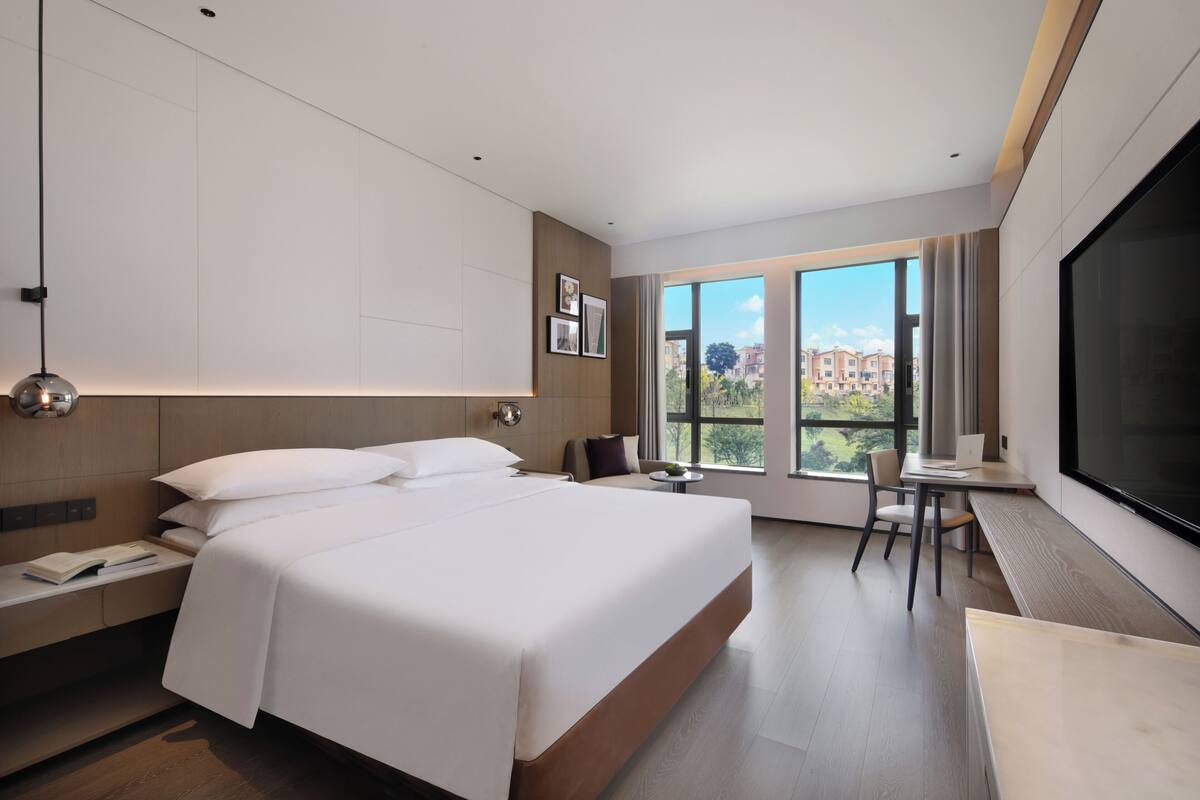 Grand-huone, järvinäköala