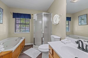 Shower, hair dryer, towels, shampoo