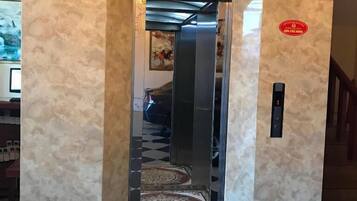 Studio – basic, balkong, byutsikt | Innvendig