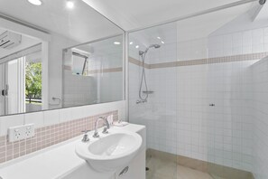 Superior Apartment, 2 Bedrooms, Park View | Bilik Mandi