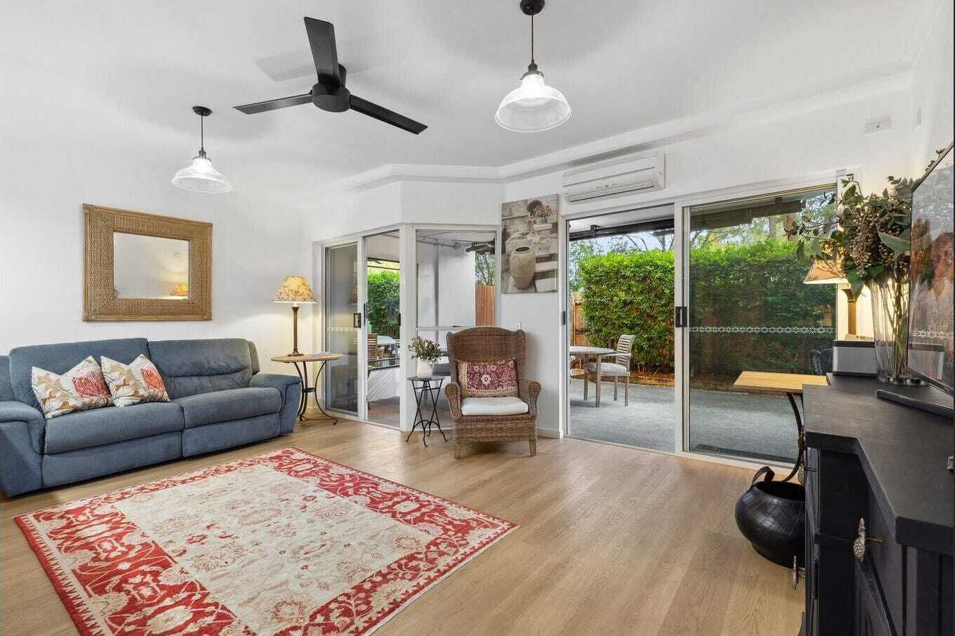 Superior Apartment, 3 Bedrooms, Ground Floor | Living area