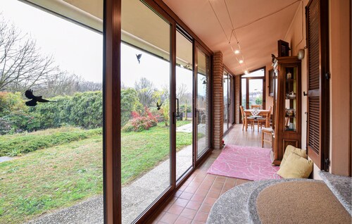Stunning home in Merone with swimming pool