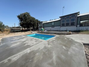 泳池