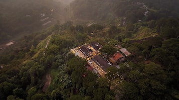 Khuôn viên nơi lưu trú