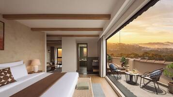 Grand Suite, Balcony, Valley View