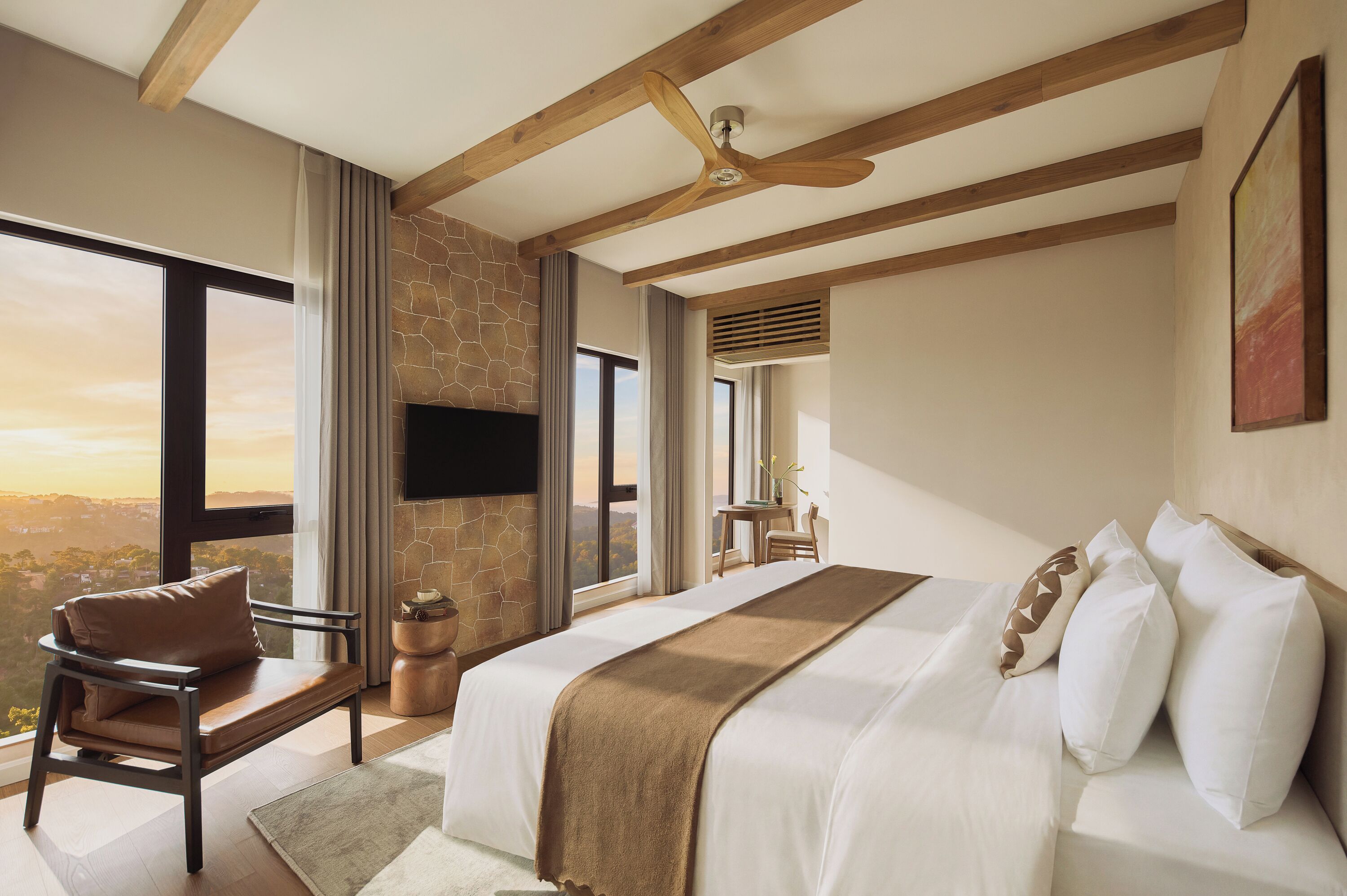 Grand Room, Valley View