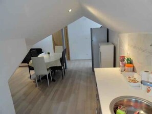 Dining - Holiday Apartment Zorana 4+2 (Vodice)