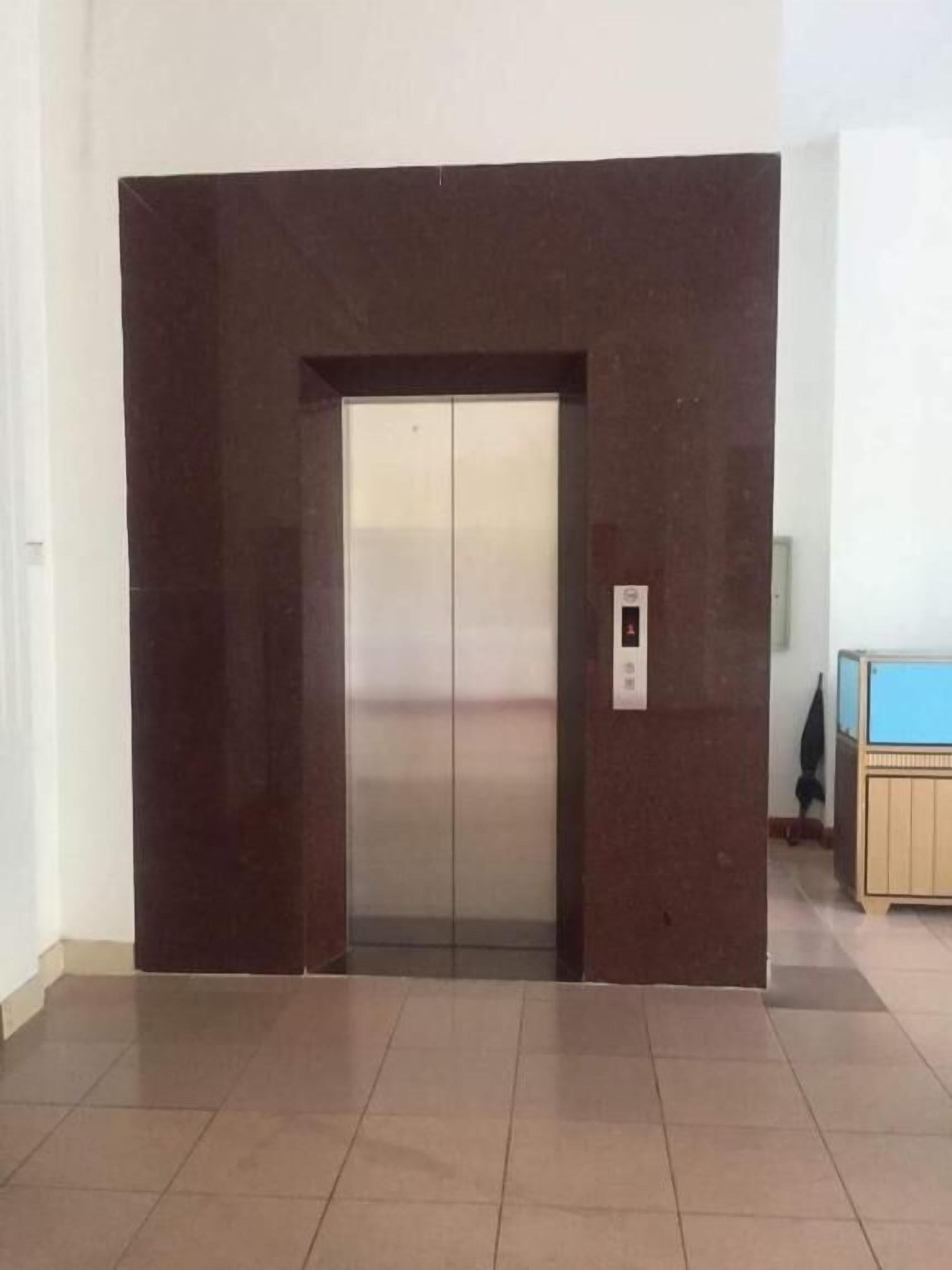 Classic Studio, Balcony, City View | Interior