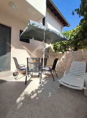 Terrace/patio - Holiday apartment FLAT DORIANA (2+1) (Srima)