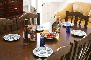 Dining - Royal White Villa with immense garden (Porto Cesareo)