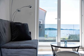 TV - Holiday Apartment TEDORIS - 2 (2+2) (Srima)