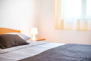 1 bedroom, WiFi - Holiday Apartment Marina 5 2+1 (Srima)