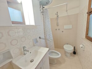 Dusche, Bidet