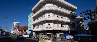 金金酒店 清莱老城