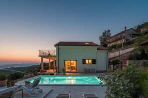 A heated pool - Holiday Home Kvarner With Heated Pool, Opatija - Ičići, Croatia (Opatija - Ičići)