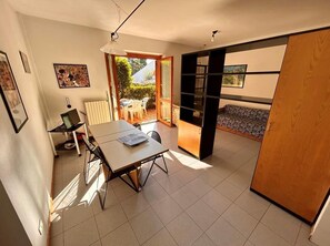 Smart TV - Two-room apartment with garden (Numana)