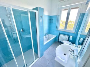 Dusche, Bidet