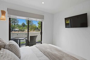 3 bedrooms, iron/ironing board, travel crib, WiFi