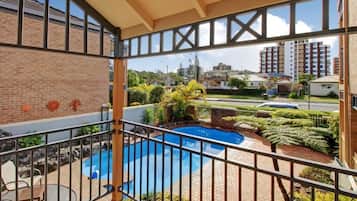 Comfort Double Room, Balcony, Courtyard View | Property grounds