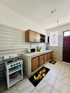 Deluxe Apartment | Private kitchen - Zahra Apartments Bamburi (Bamburi)