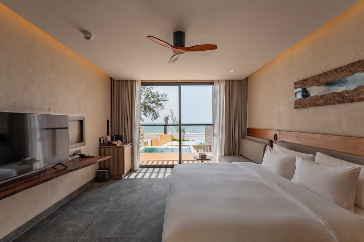 Beachfront Pool Villa Suite | 迷你吧、客房内保险箱、遮光窗帘、免费 WiFi