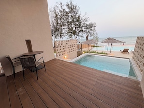 Beachfront Pool Villa Suite | Vista para praia/oceano