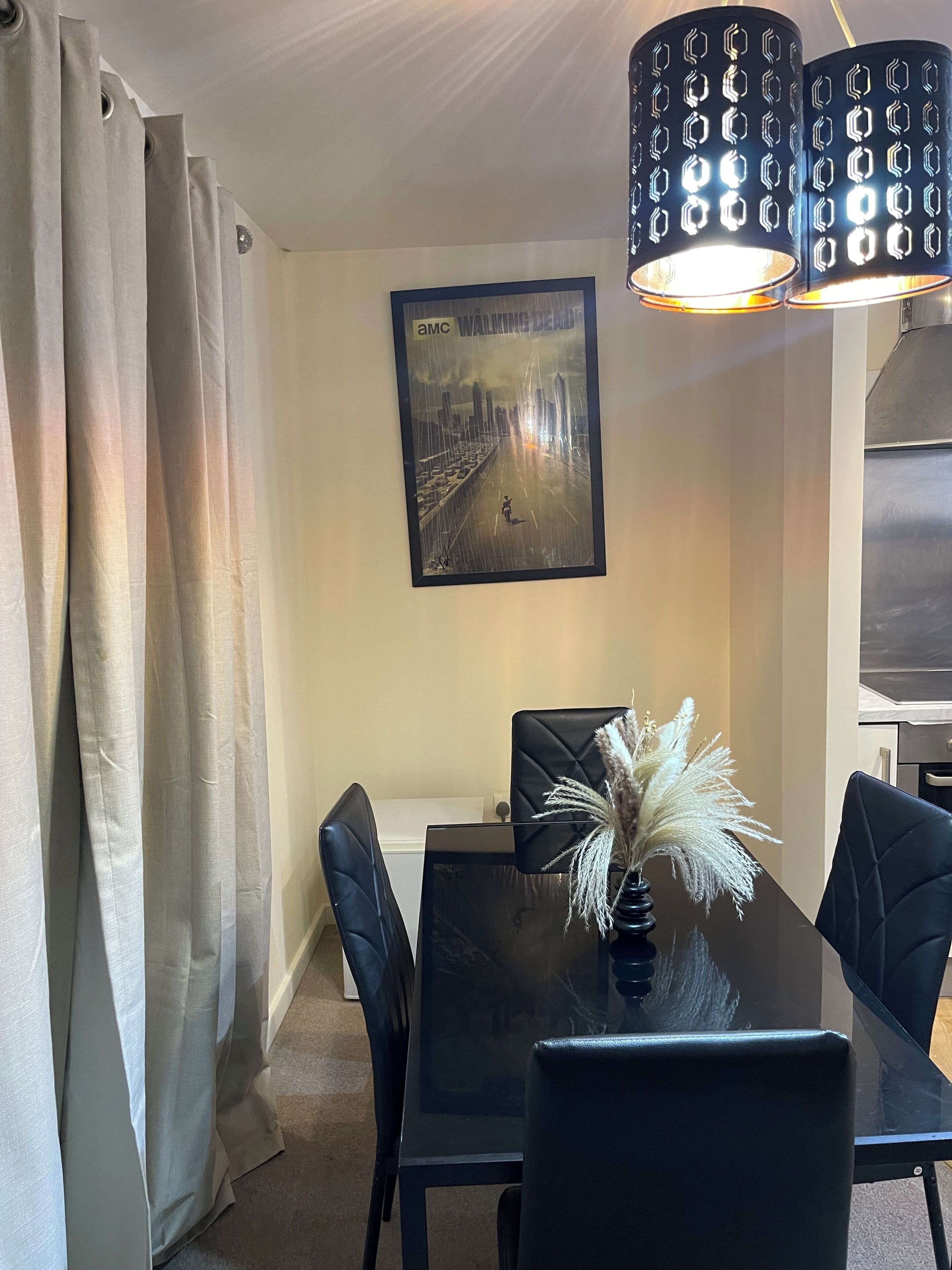 Apartment, 2 Bedrooms, Accessible | Dining room