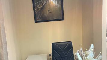 Apartment, 2 Bedrooms | Interior