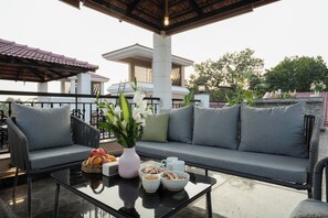 Villa, 4 soverom, privat basseng | Terrasse/patio