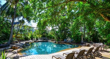 Poinciana 204 & Free buggy - Hamilton Island