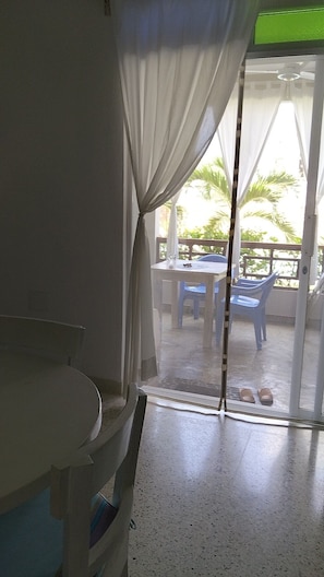Dining - Casa Di Philo 1
Four Steps To The Beach, (Watamu)