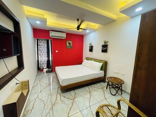 Standard Double Room, Air conditioning - JK Residency (Kunnamangalam)