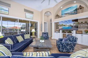 Smart TV - Spacious Waterfront 4-bedroom Cape Coral Escape! (Cape Coral)